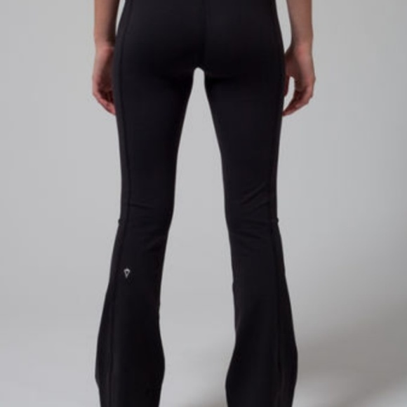 black flare leggings